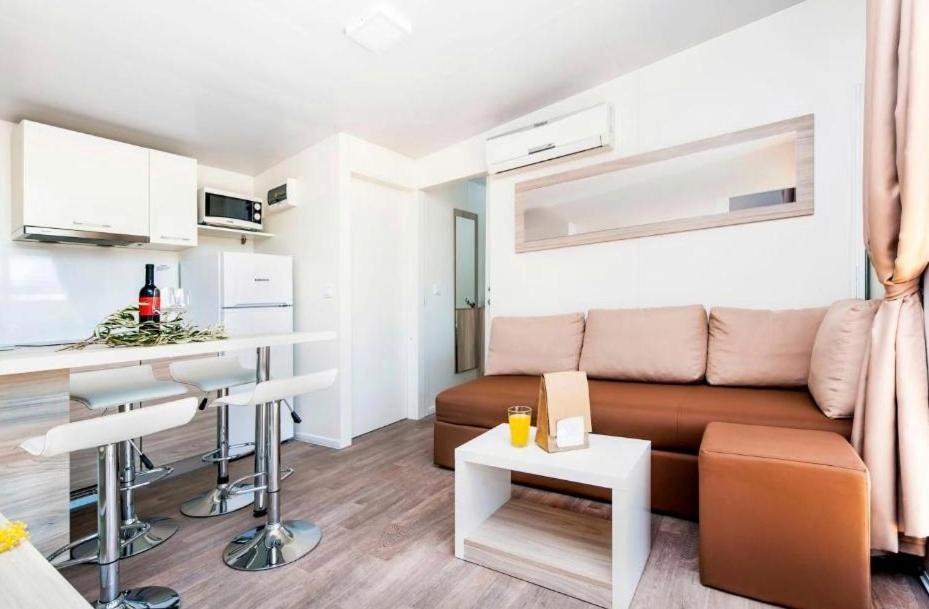 Mobile Homes Camp Perna - Adriatic Kampovi Orebic Ngoại thất bức ảnh